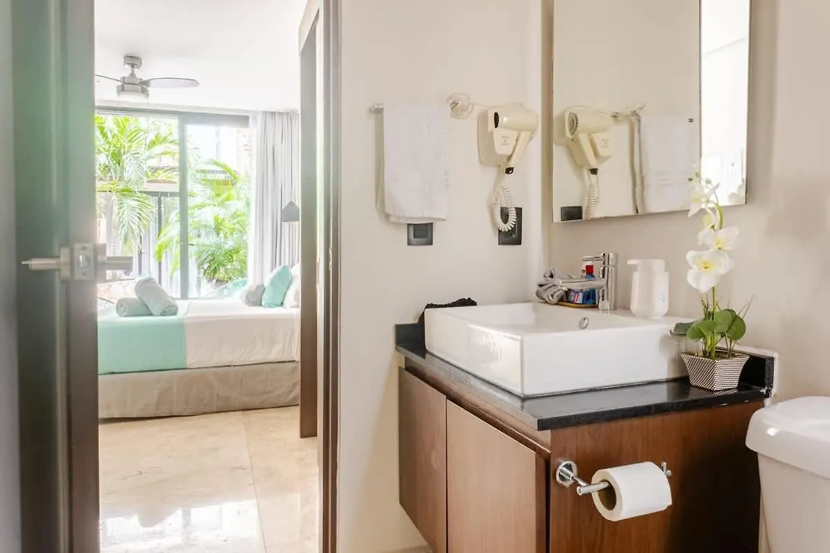아파트 Central Playa Del Carmen Master Suite With Rooftop Pool And Gym Wifi Free Parking Near Beach 멕시코