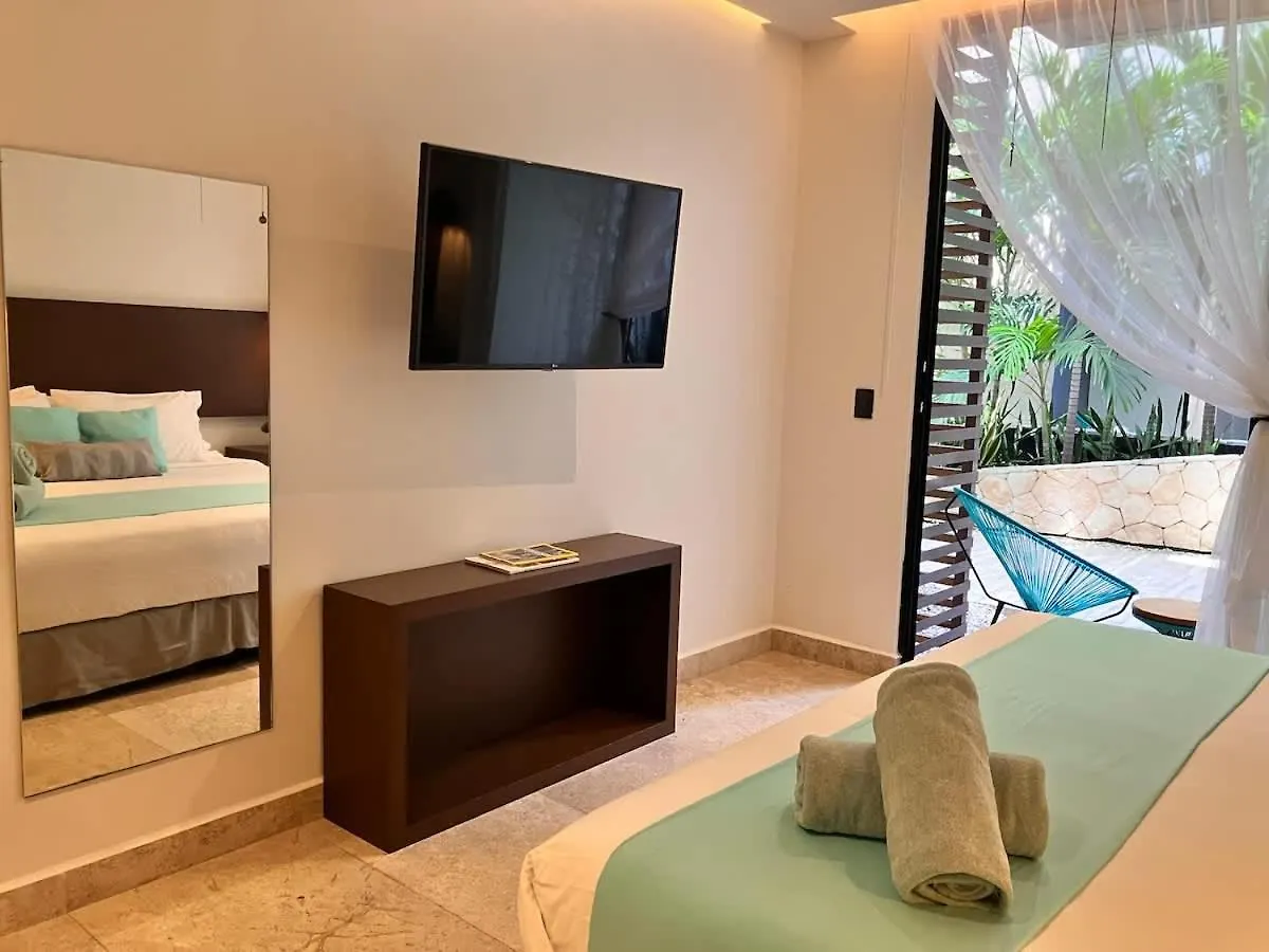 Central Playa Del Carmen Master Suite With Rooftop Pool And Gym Wifi Free Parking Near Beach 0*,  Mexico
