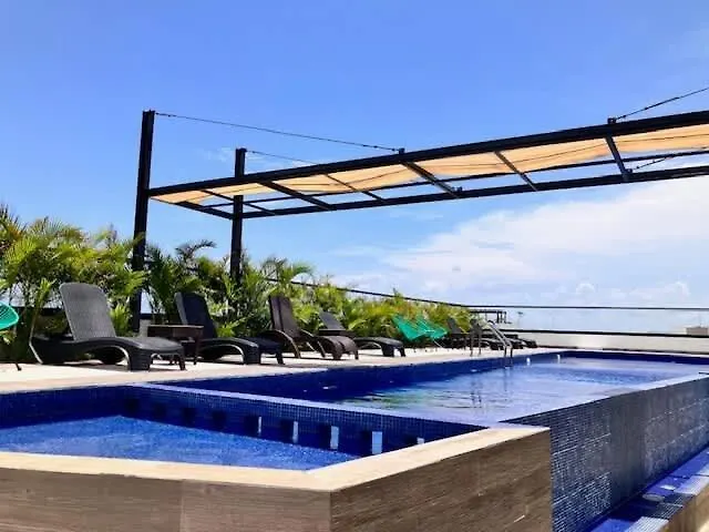 Central Playa Del Carmen Master Suite With Rooftop Pool And Gym Wifi Free Parking Near Beach Mexico