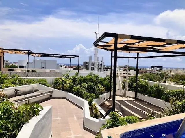 Central Playa Del Carmen Master Suite With Rooftop Pool And Gym Wifi Free Parking Near Beach Mexico