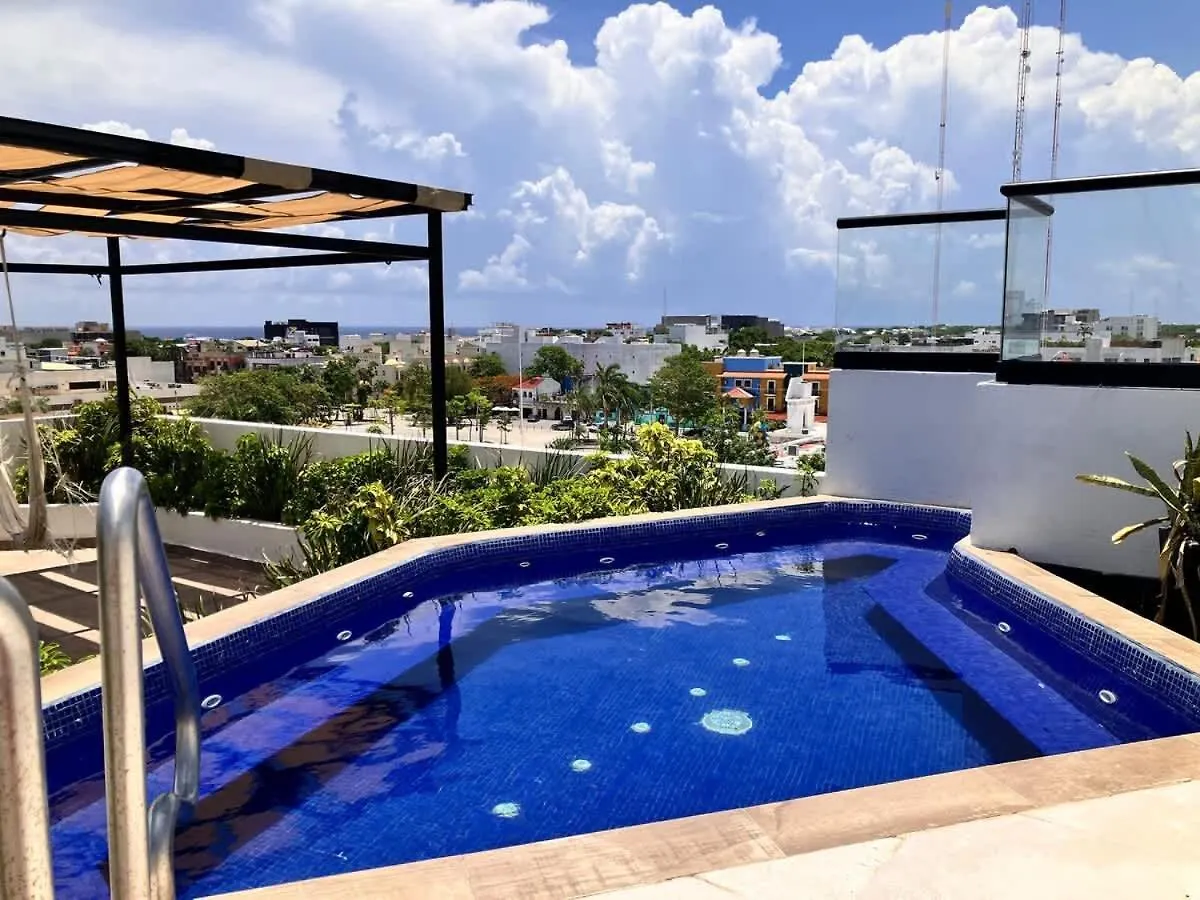 Apartment Central Playa Del Carmen Master Suite With Rooftop Pool And Gym Wifi Free Parking Near Beach