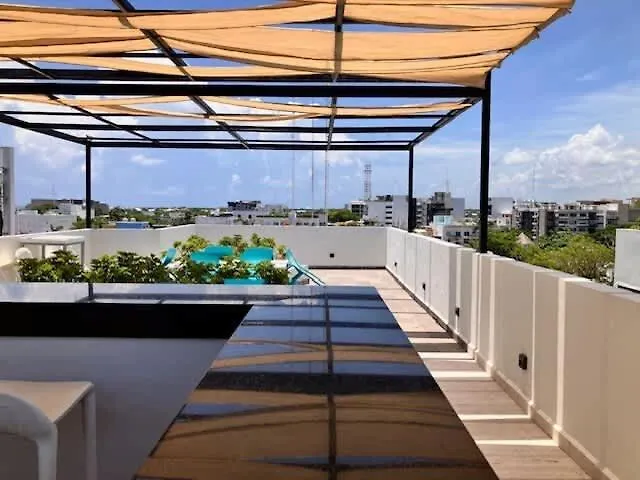 Central Playa Del Carmen Master Suite With Rooftop Pool And Gym Wifi Free Parking Near Beach