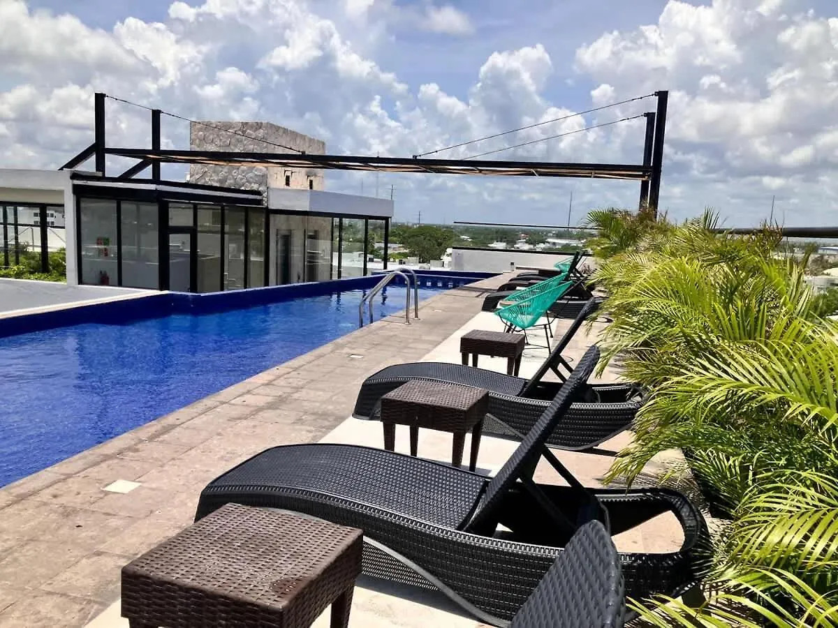 Central Playa Del Carmen Master Suite With Rooftop Pool And Gym Wifi Free Parking Near Beach Apartment